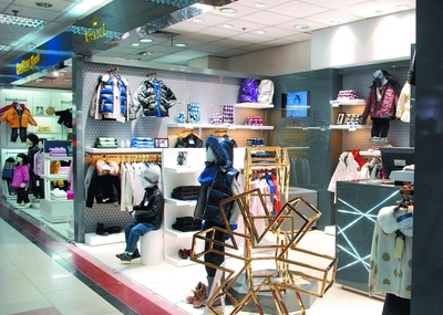 服裝行業向零售行轉變