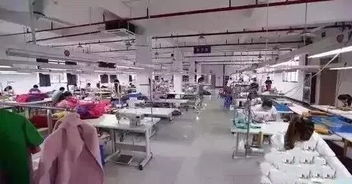 大型服裝工廠(chǎng)動(dòng)遷 卡美尼雙面羊絨大衣,阿爾巴卡羊駝絨,男茄克倉(cāng)庫(kù)大展銷(xiāo) 進(jìn)店免費(fèi)領(lǐng)圍巾